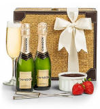 Valentines Day Champagne and Fondue for Two $49.95