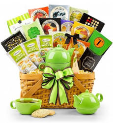Coffee & Tea Gift Baskets: Traditional Teatime for Mom